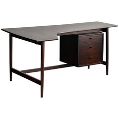 Bureau de studio rare en noyer foncé signé Richard Artschwager, 1957