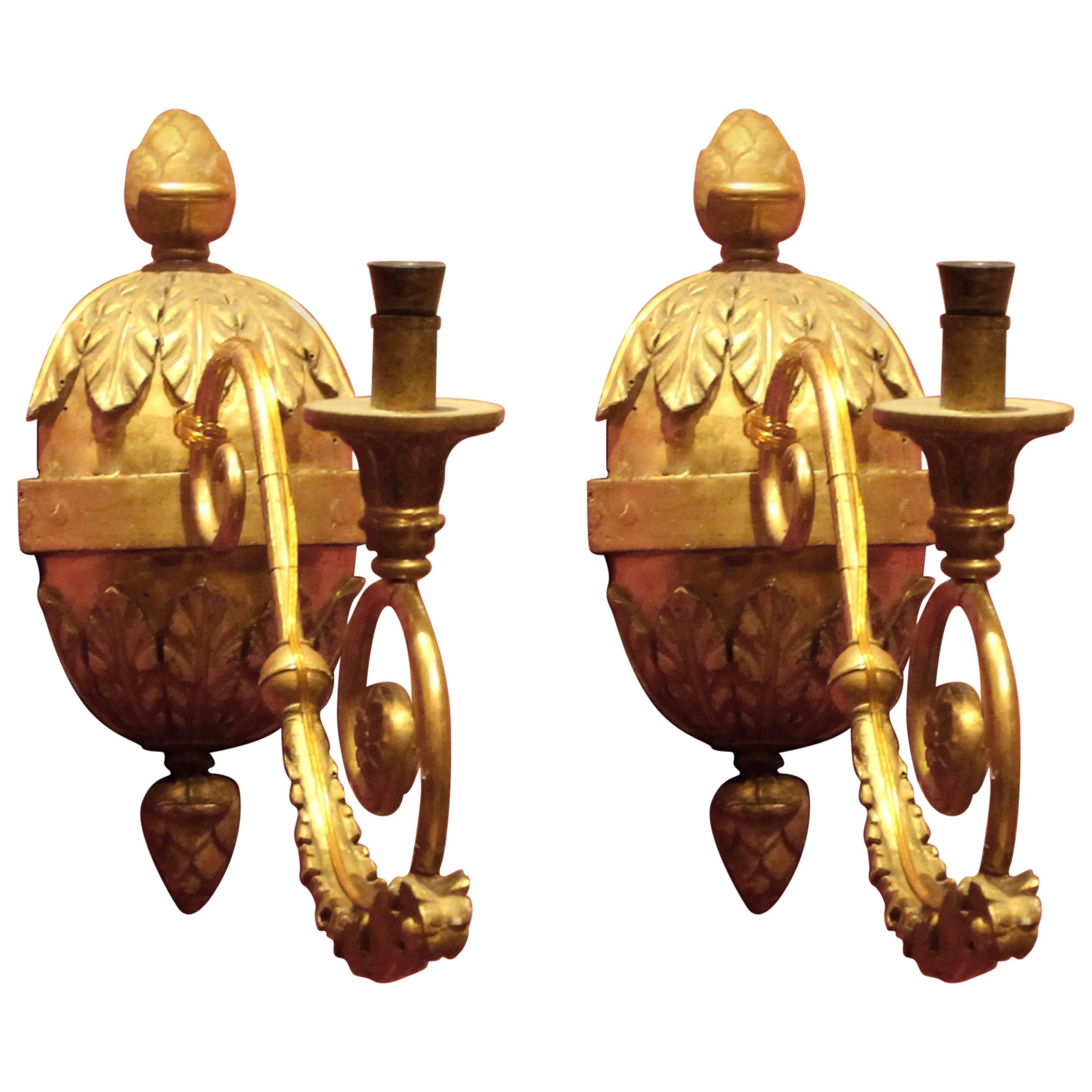 Pair of Italian Baroque Hand-Carved Giltwood Sconces with Gilt Bronze Arm For Sale