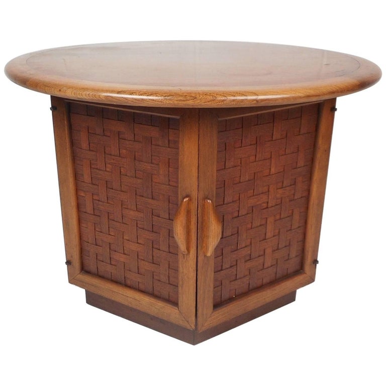 Round MidCentury Modern End Table by Lane Furniture at 1stDibs