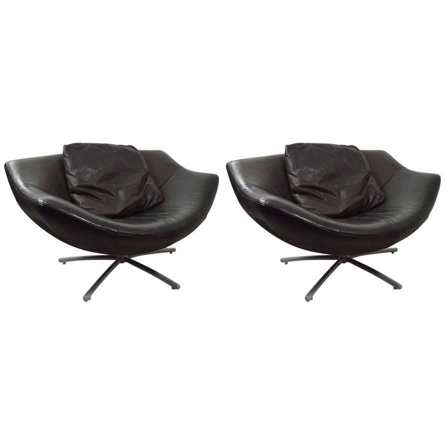 Pair of Leather Swivel Chairs by Gerard Van Den Berg