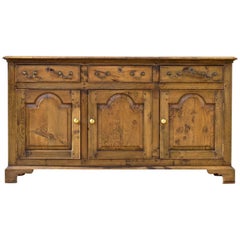 Vintage Welsh Dresser Base of Oak in the 18th Century Style Vintage Welsh Dresser Base of Oak in the 18th Century Style