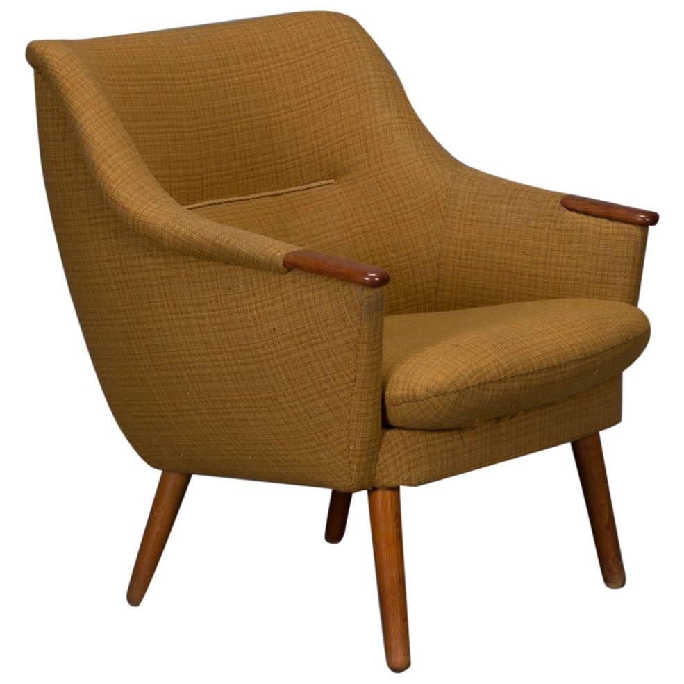 Low Back Danish Modern Lounge Chair