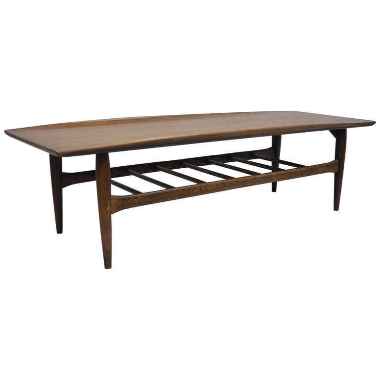 Bett Mid Century Modern Walnut Surfboard Edge Long Danish Coffee Bett Mid Century Modern Walnut Surfboard Edge Long Danish Coffee Table For