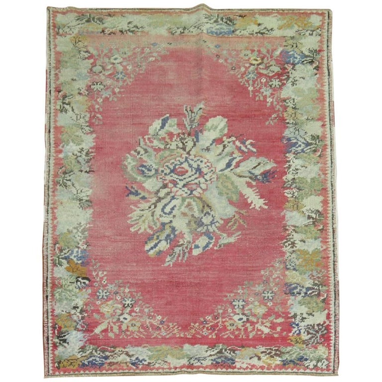 Pink Turkish Ghiordes Rug For Sale at 1stDibs