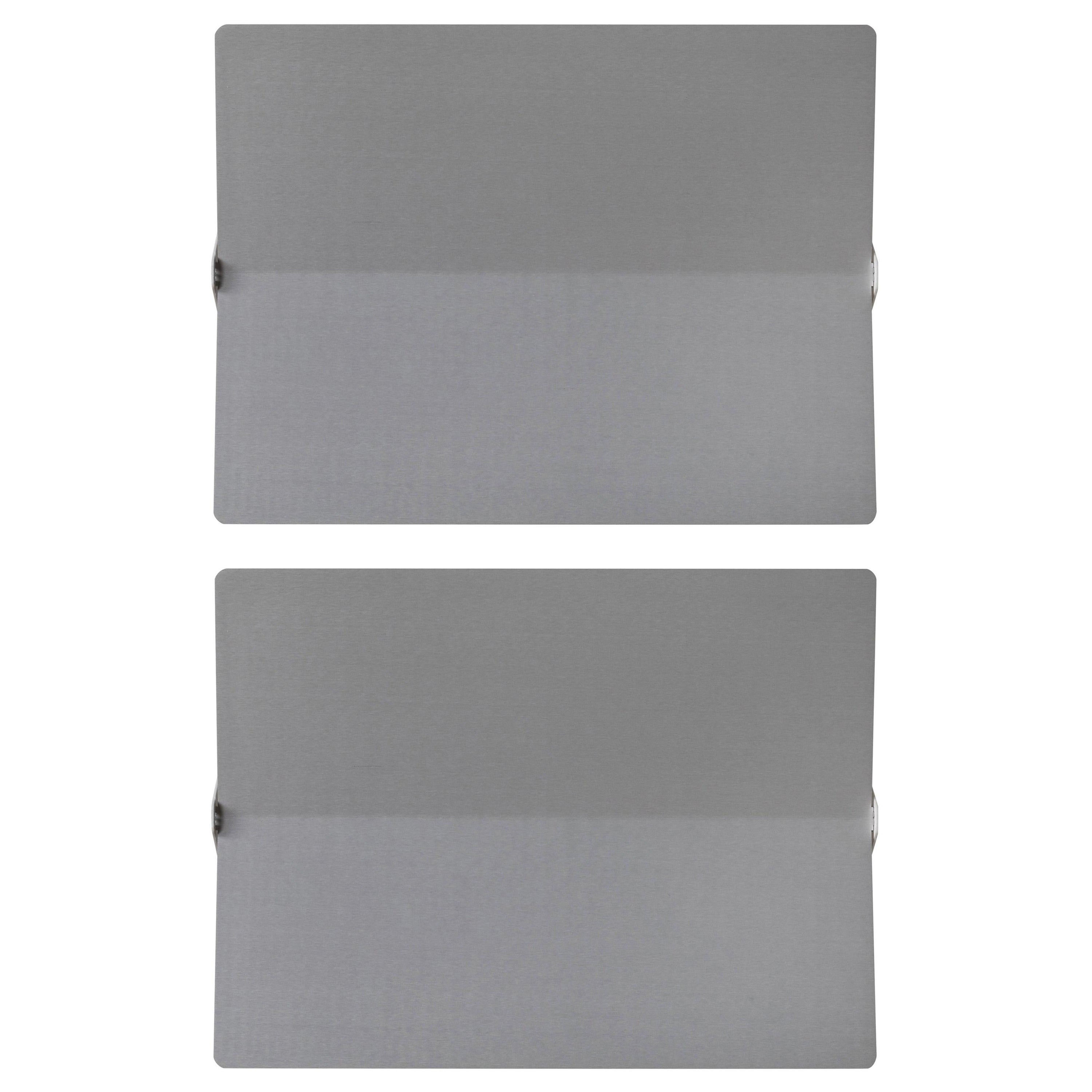Große Charlotte Perriand 'Applique À Volet Pivotant Plié' Wandleuchte aus Aluminium