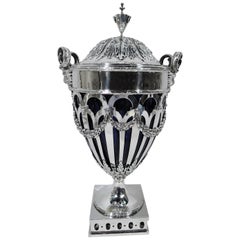 Antike amerikanische neoklassizistische Vase/Urne aus Sterlingsilber mit Deckel