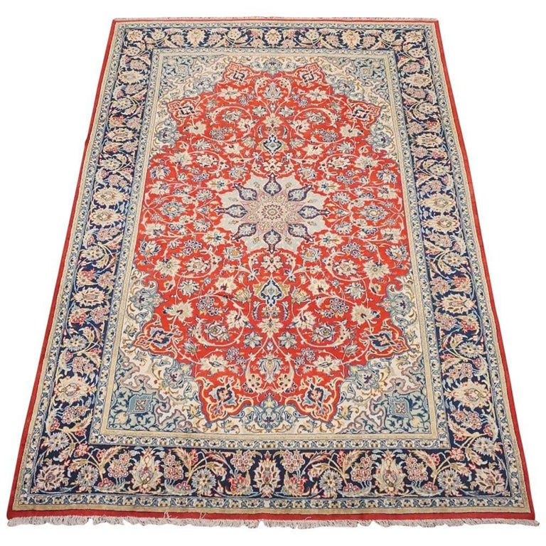 Fine Persian Isfahan Area Rug, circa 1940 For Sale at 1stDibs