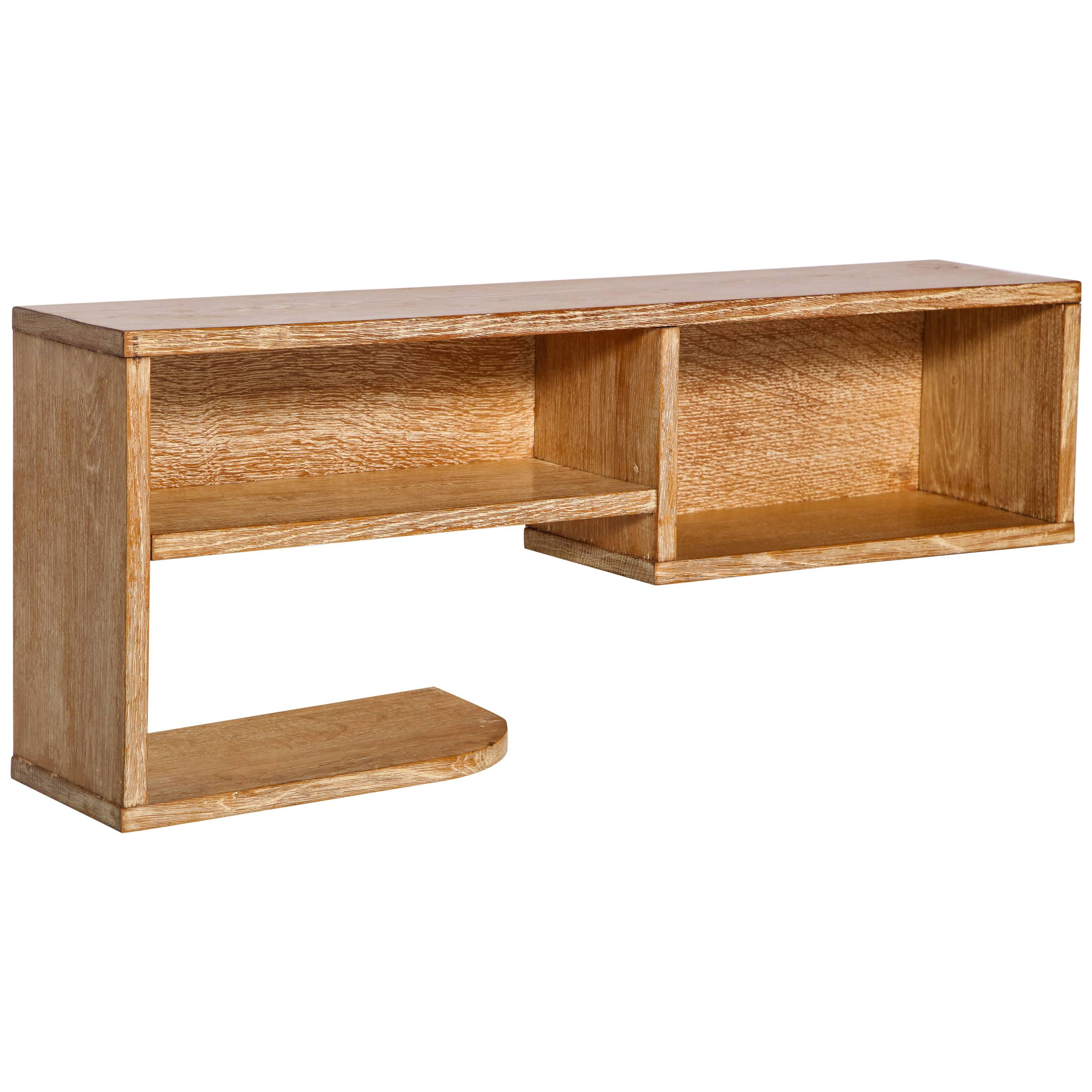 Par Gouffe estantería de pared de roble cerámico deco, años 30, Francia

Bonita estantería de pared de cerámica con una forma interesante. La estantería es un buen ejemplo de diseño atemporal.

Esta estantería formaba parte de un conjunto de siete