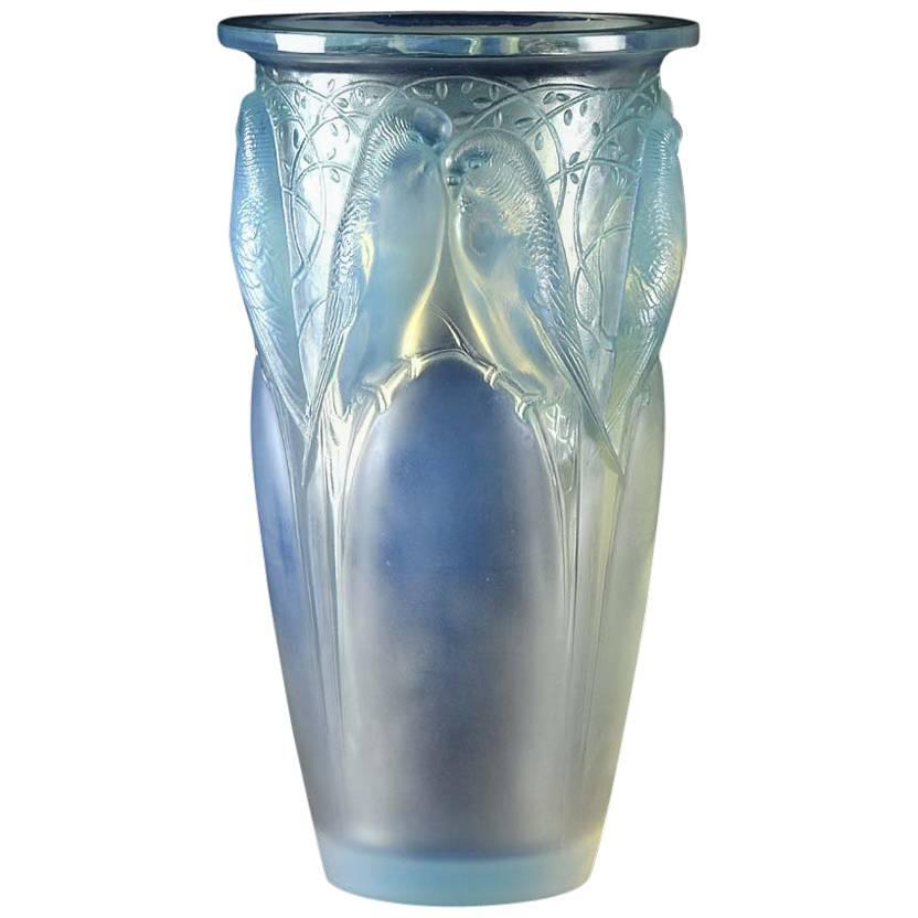 Ceylan Vase by René Lalique