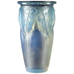 Ceylan Vase by René Lalique