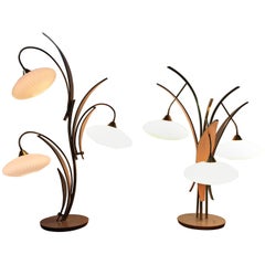 Paire de lampes classiques en bois et verre "Flower" de style moderne du milieu du siècle dernier