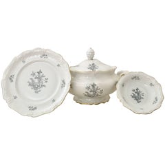 Antique 1930'S German Porcelain Dinnerware "La Reine" By, Eschenbach-S/26