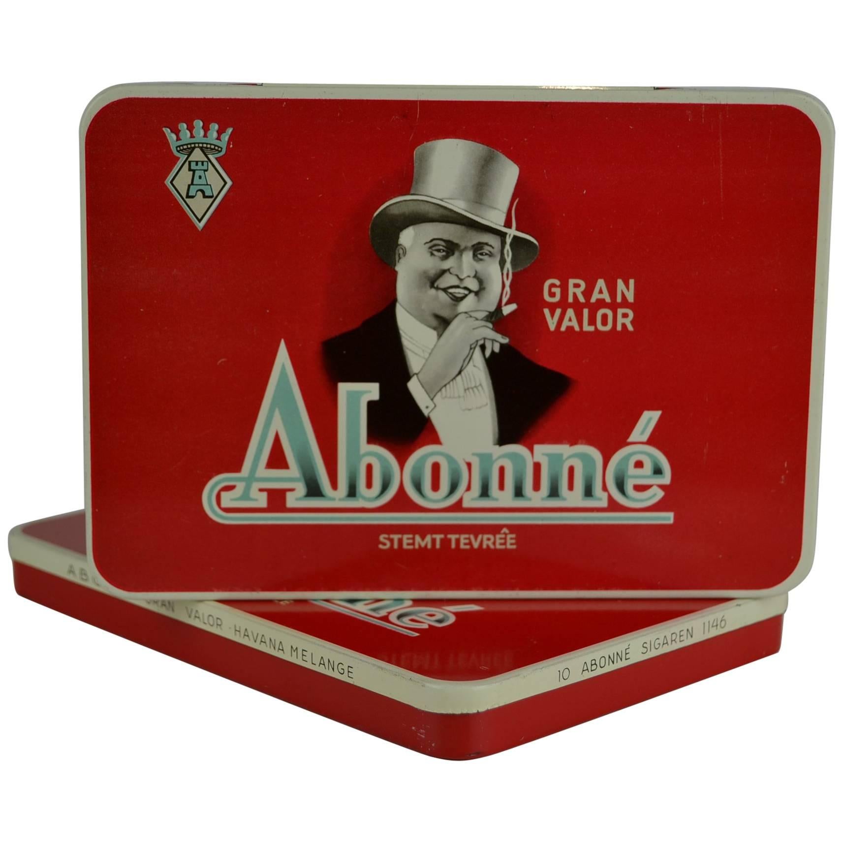 1950s Red Cigar Boxes with man and top hat for Abonné Gran Valor , Netherlands  For Sale