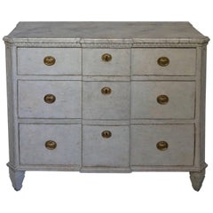 Neoclassical Breakfront Chest of Drawers