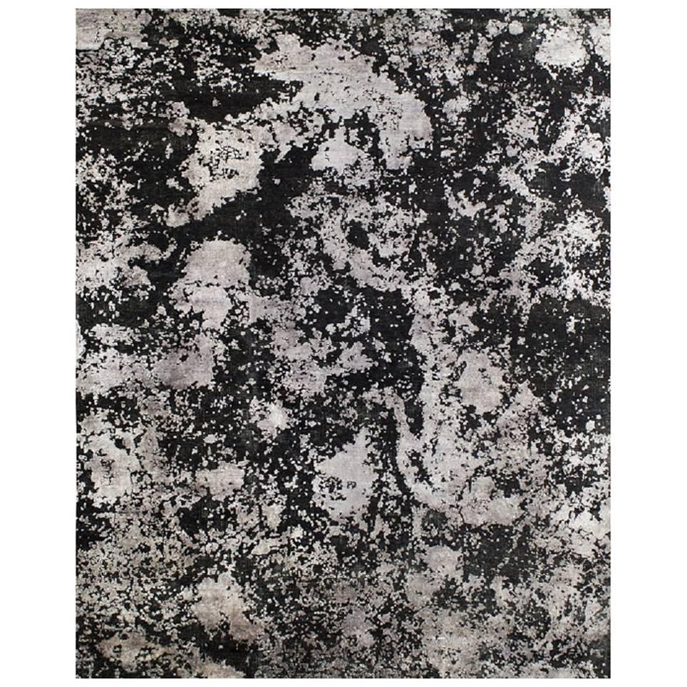 Abstract Organic Black Silver Hand-knotted Wool and Sustainable Natural Silk Rug For Sale