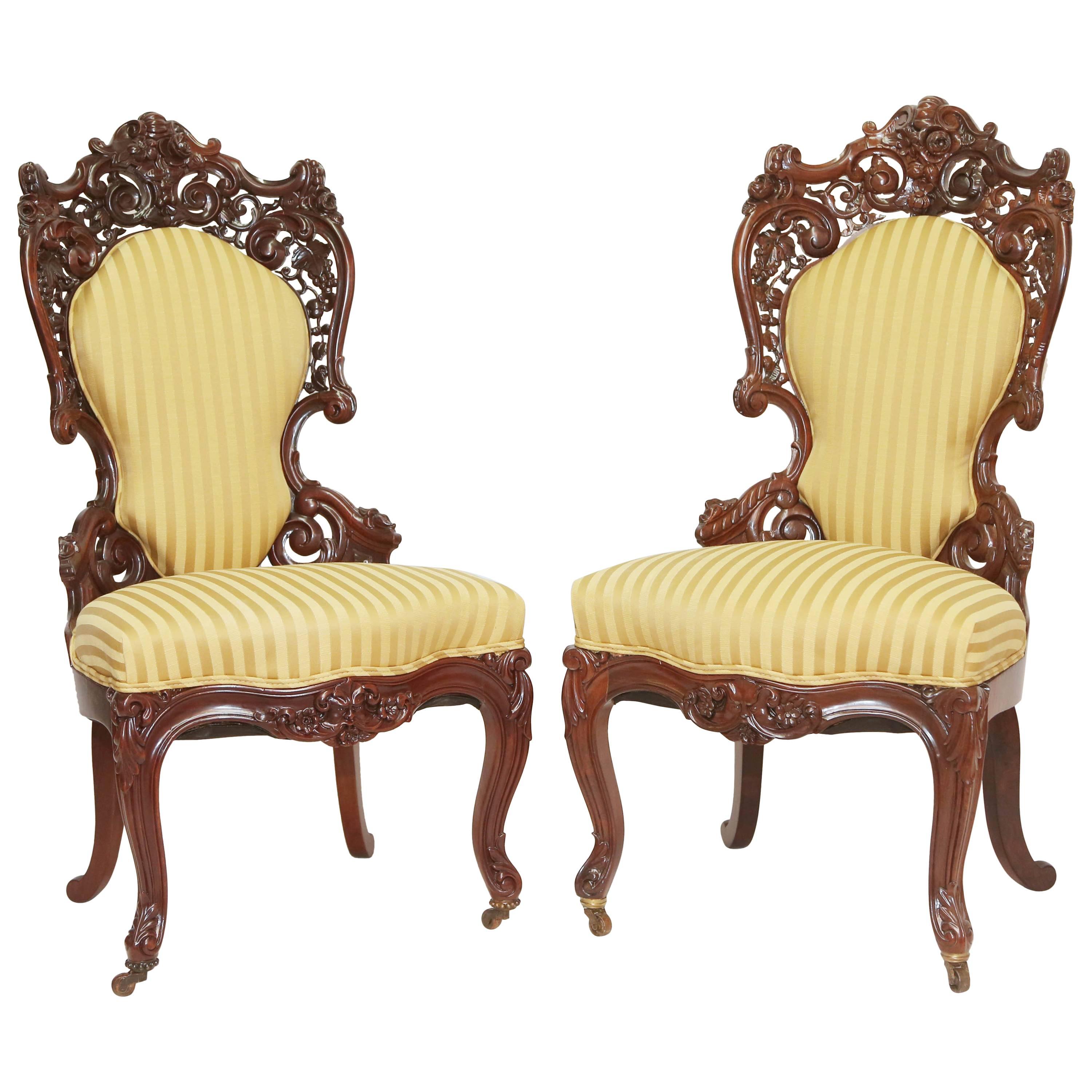 Superb Pair of English 19th century Belter Style Rosewood Victorian Chairs