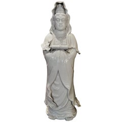 Vintage Kuan Yin Kwan-Yin Guanyin Asian White Ceramic Statue, Korea, 1900s