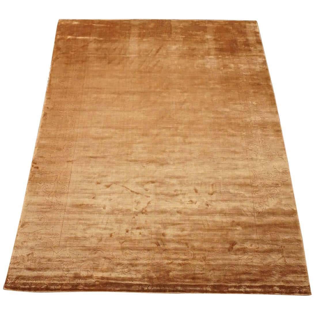 Bamboo Silk Rug with Sculptured Border For Sale at 1stDibs