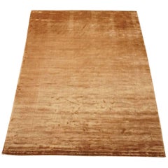 Bamboo Silk Rug with Sculptured Border