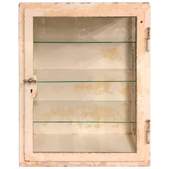 Vintage White Metal Medicine Vitrine Wall Cabinet with Lock Handle, France, 1950s