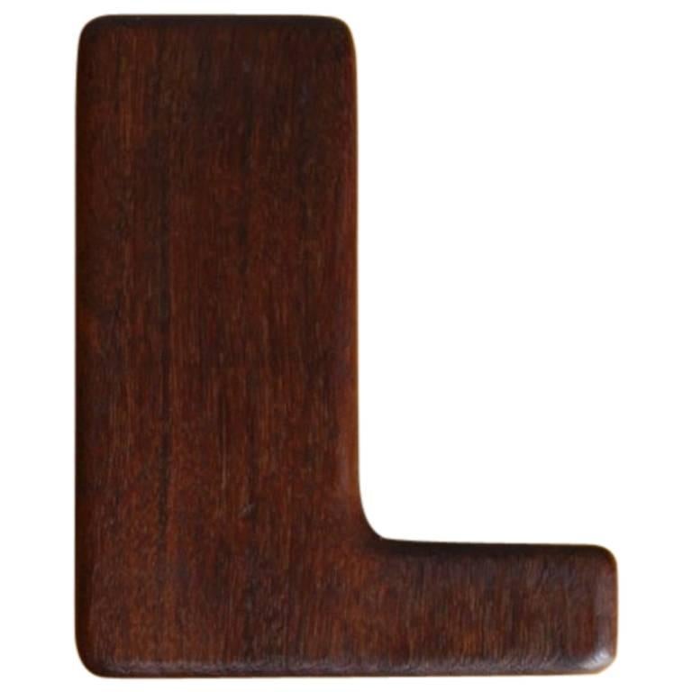 Carl Auböck III, 1960s, Alphabetical 'L' Shaped Walnut Clothes Brush