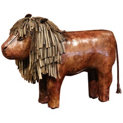 19th century English Foot Stool Lion Sculpture with Original Brown Leather