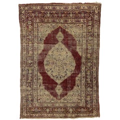 Tapis de Tabriz en soie persane vintage vieillie de style industriel moderne