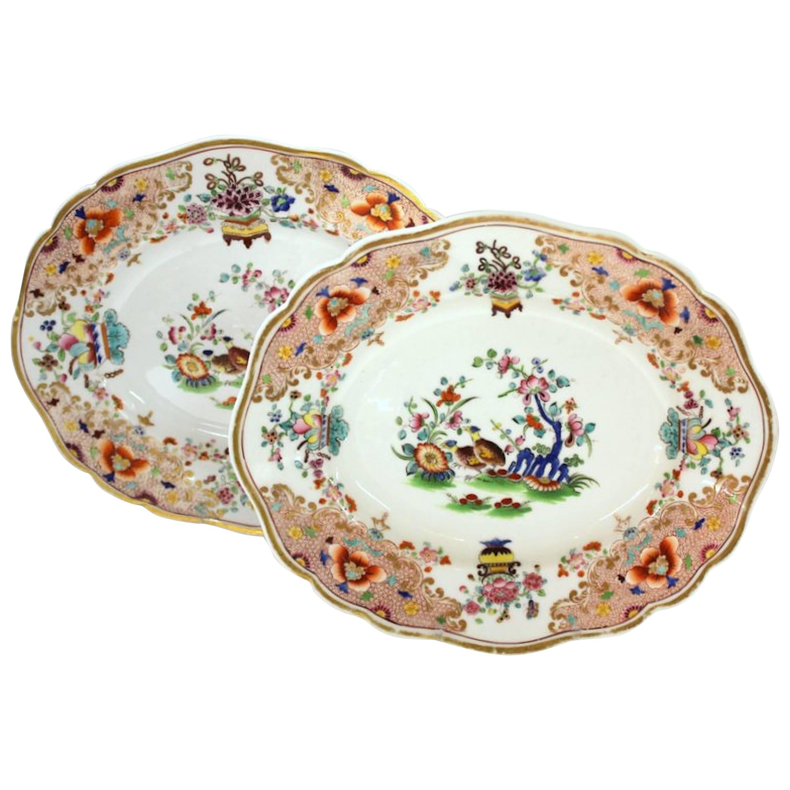 Pair of English Chamberlains ‘Worcester’ Porcelain "Kakiemon" Decor Platters