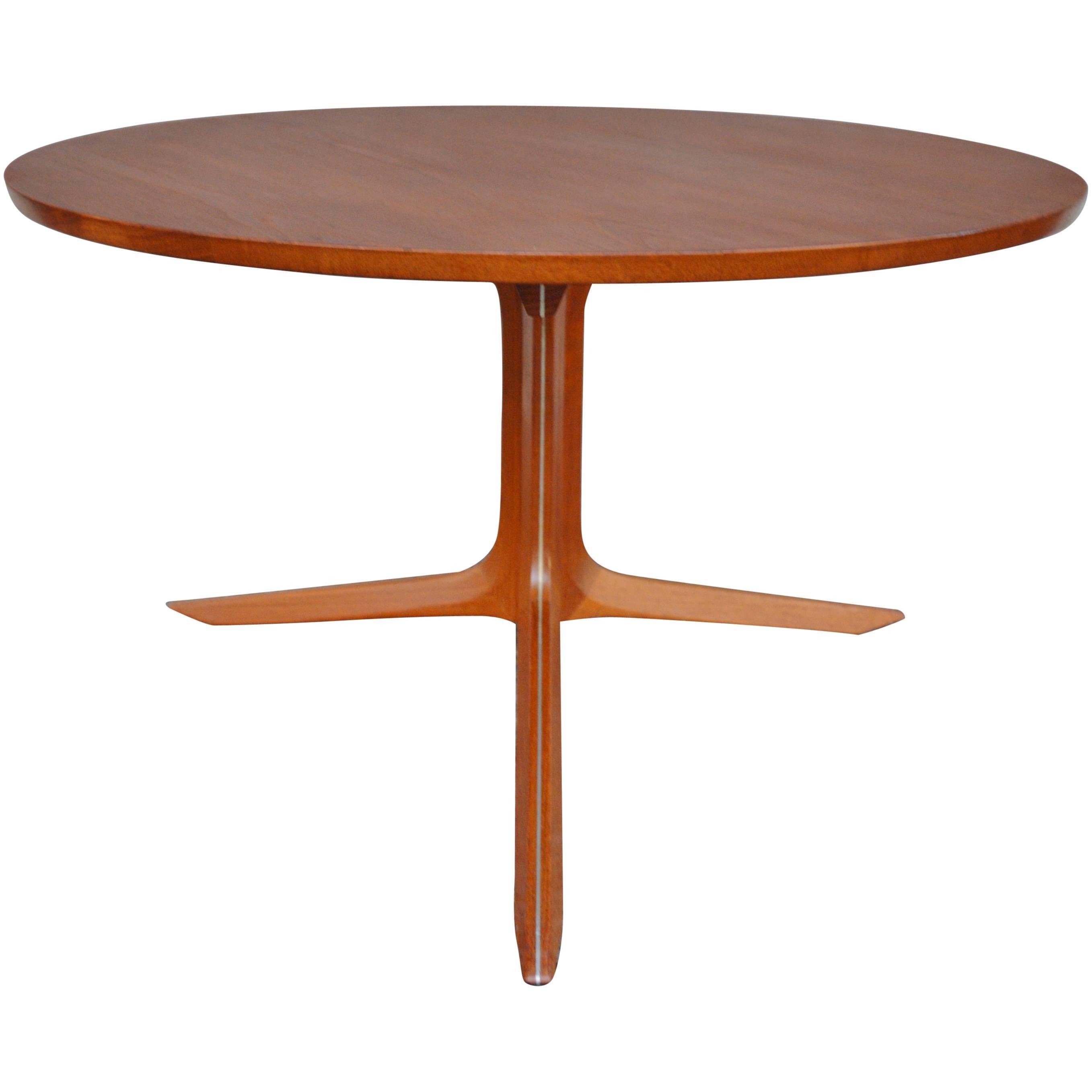 Peter Hvidt & Orla Mølgaard-Nielsen Compact Round Silver Line Teak Coffee Table