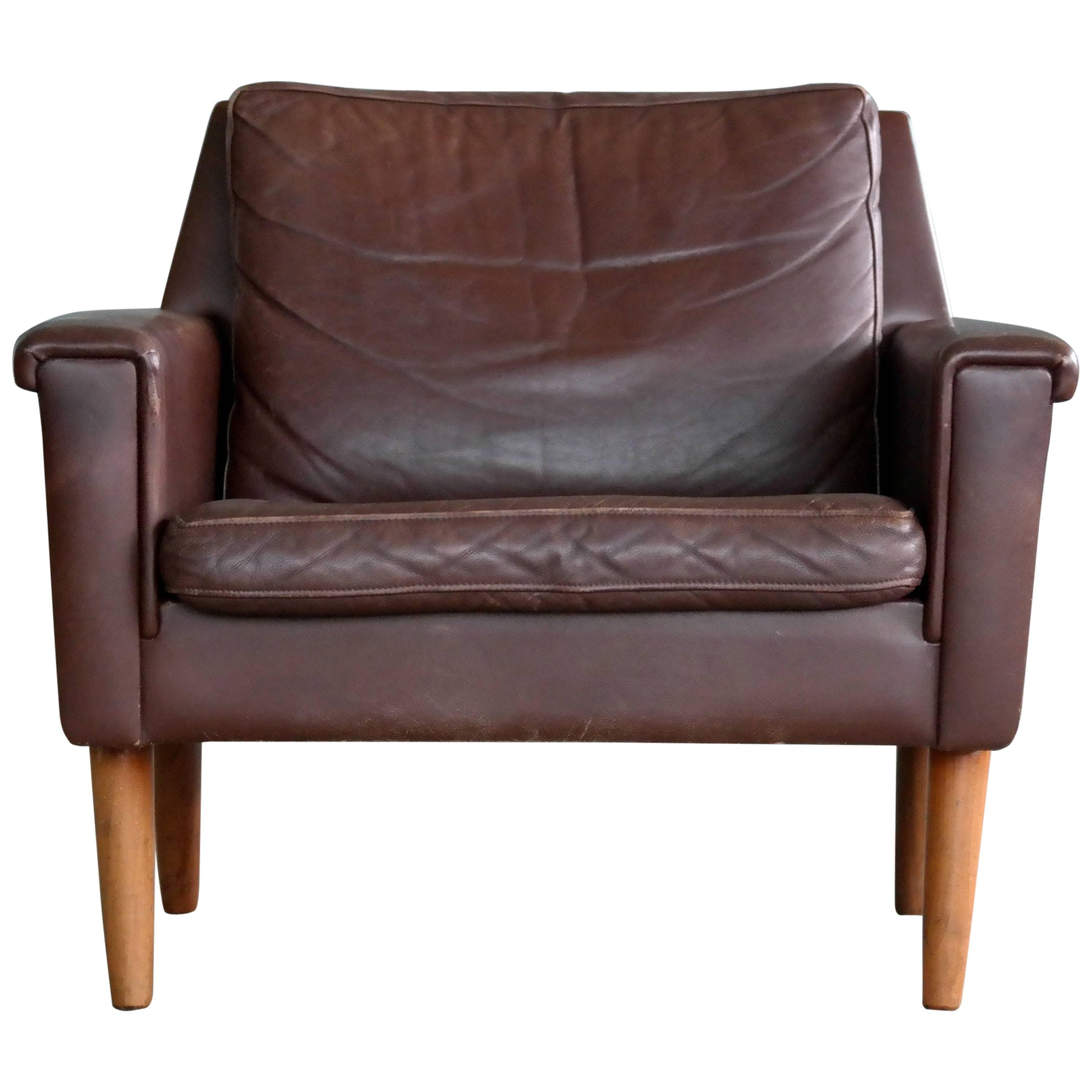 Georg Thams Classic Easy Chair in Chestnut Colored Leather, 1960s