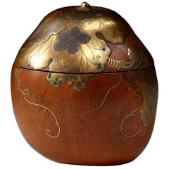 Meiji Japanese Gourd Caddy Taka-Maki-e and Nashiji Lacquer