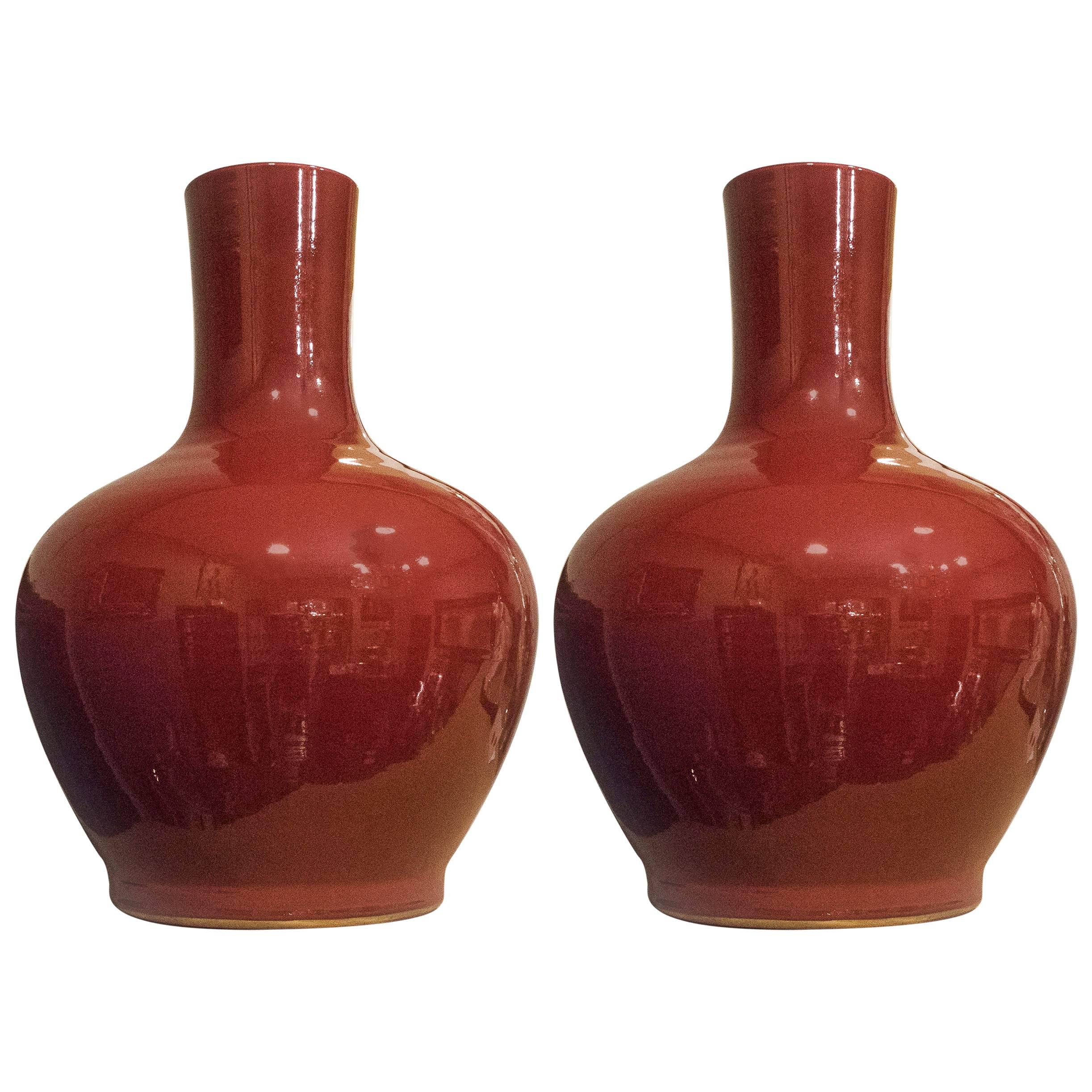 1980s Chinese Porcelain Couple of Midcentury Red Vases "Sang of Boeuf"