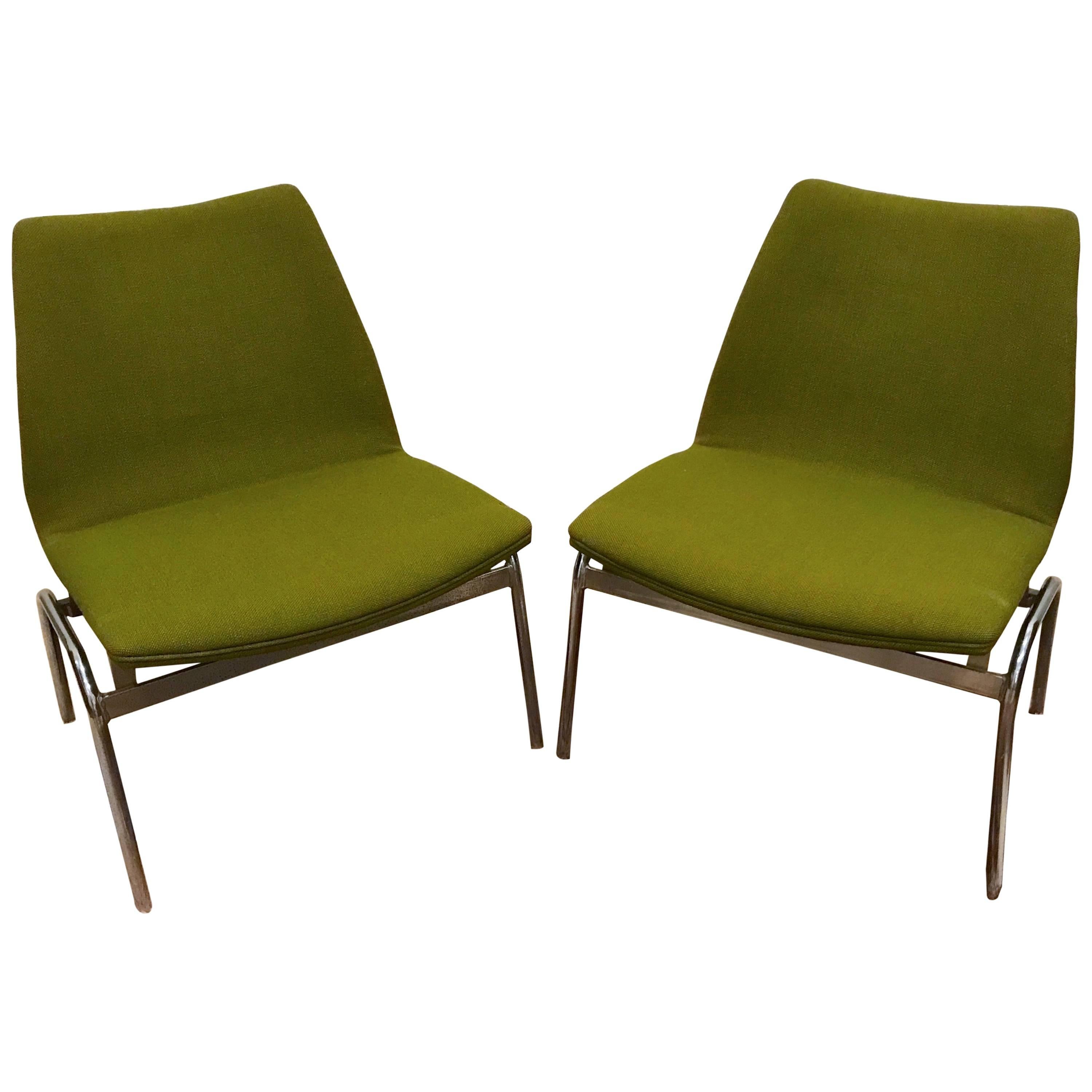 Pair of Copenhagen Airport Chairs by Duba Møbelindustri, circa 1965 For Sale