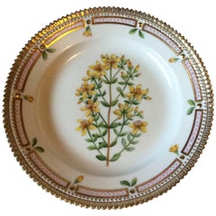 Royal Copenhagen Flora Danica Salad Plate No. 3573 / 621