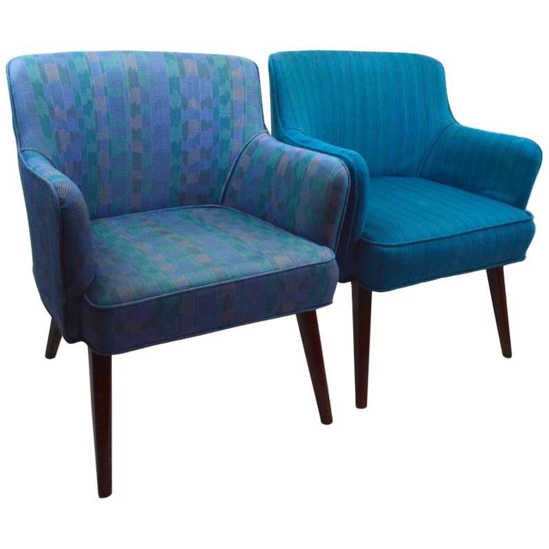 Deux chaises d'appoint attribuées à Probber en vente