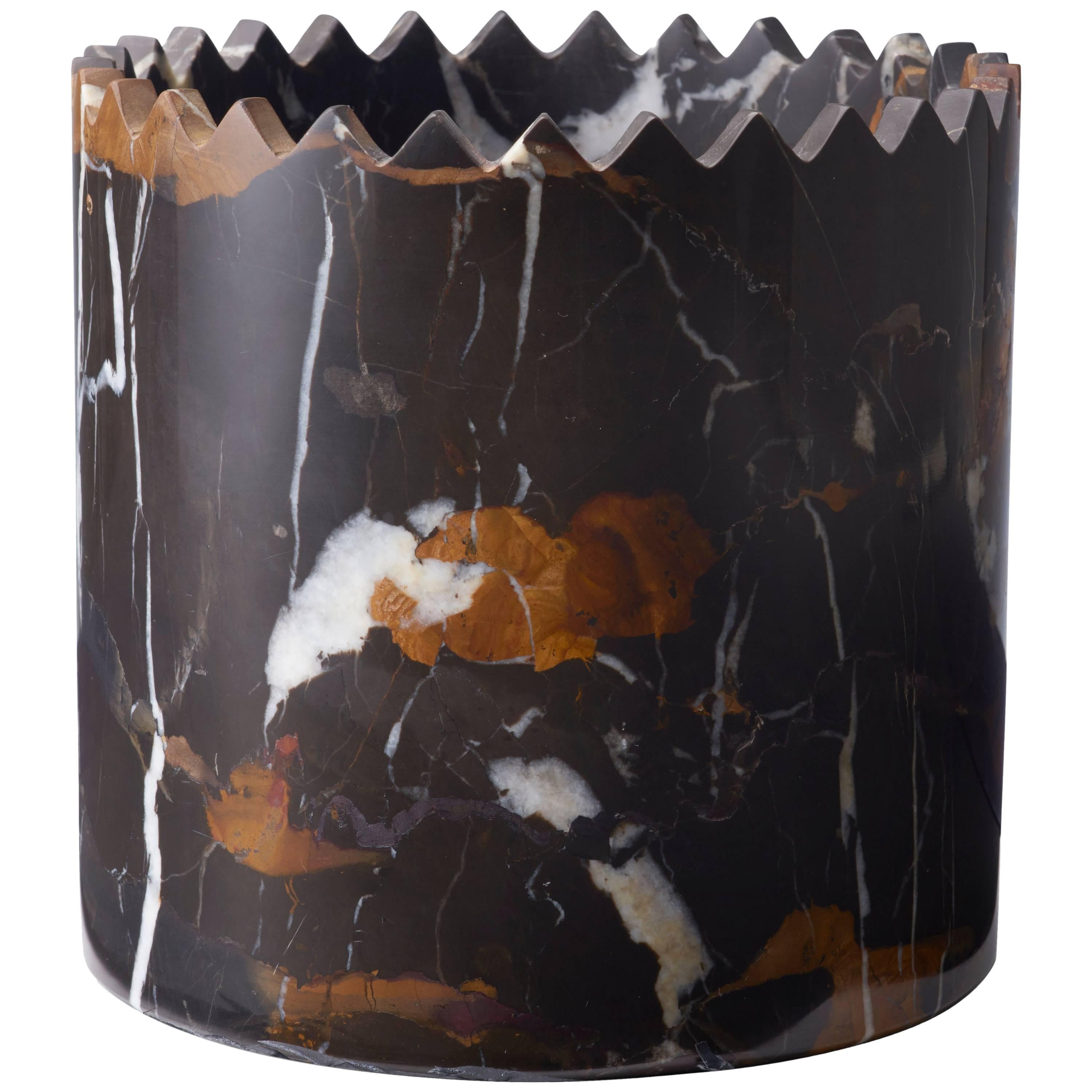 Triangoli Black and Gold Vase in Marble, by David/Nicolas for Editions Milano For Sale