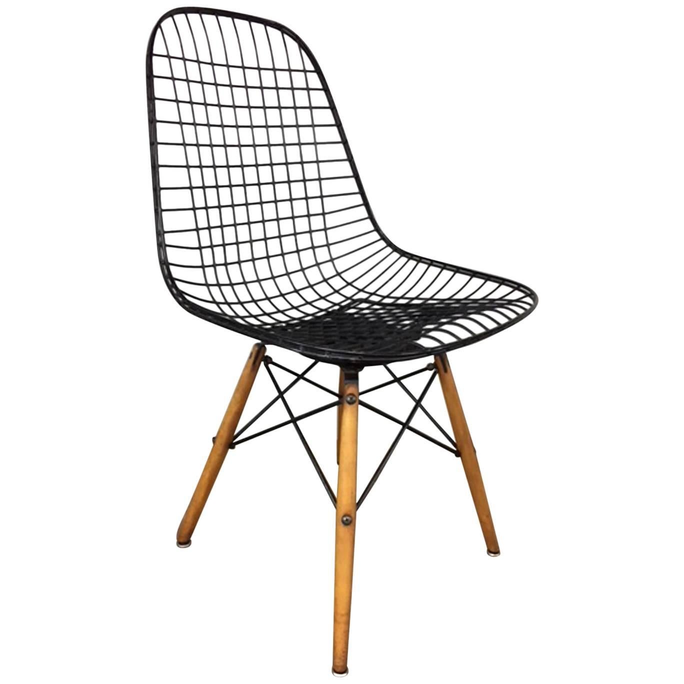 Early Charles and Ray Eames Effiel Swivel Base Chair For Sale at 1stDibs