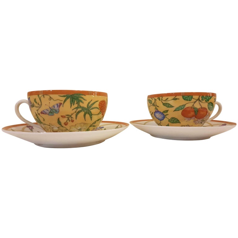 Hermès - Assiettes plates (2) - Porcelaine - Les Pivoines