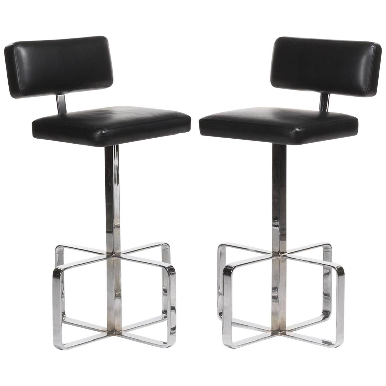 Pair of Italian 1970s Leather and Chrome Swivel Barstools