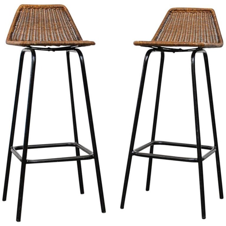 Pair Of Charlotte Perriand Style Wicker Bar Stools For At 1stdibs Pair Of Charlotte Perriand Style Wicker Bar Stools For