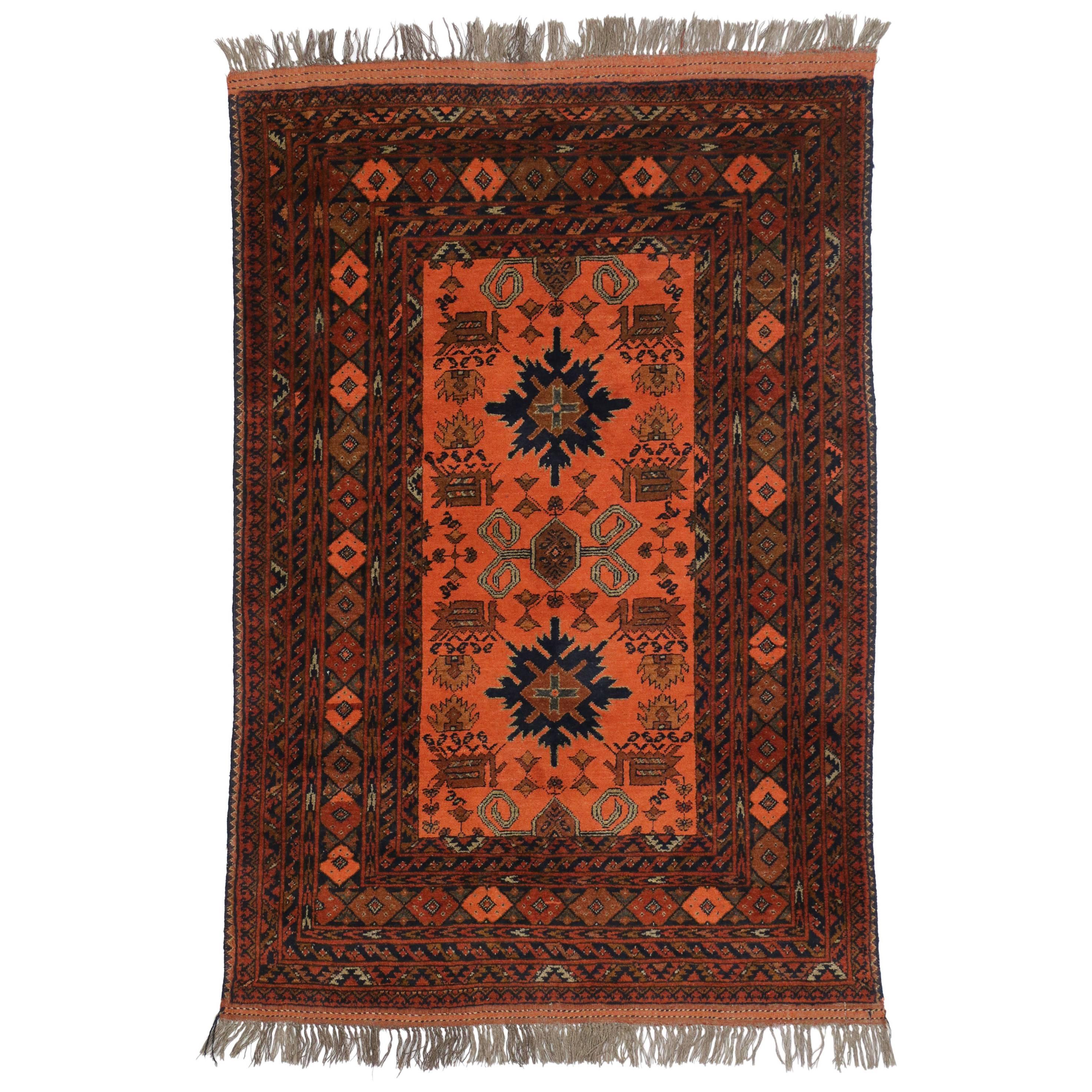 Afghani-Teppich im Vintage-Stil mit Stammesmuster und modernem Stil