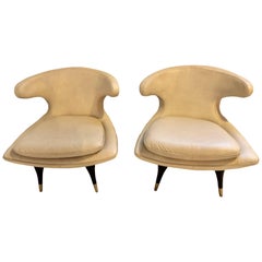Retro Pair of Mid-Century Modern Gio Ponti Style White Leather Barrel Back Chairs