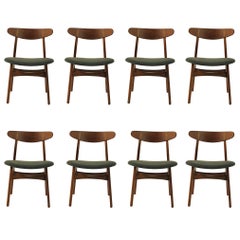 1950s Set of Eight Hans Wegner Dining Chairs CH30 in Oak, Teak and Green Fabric