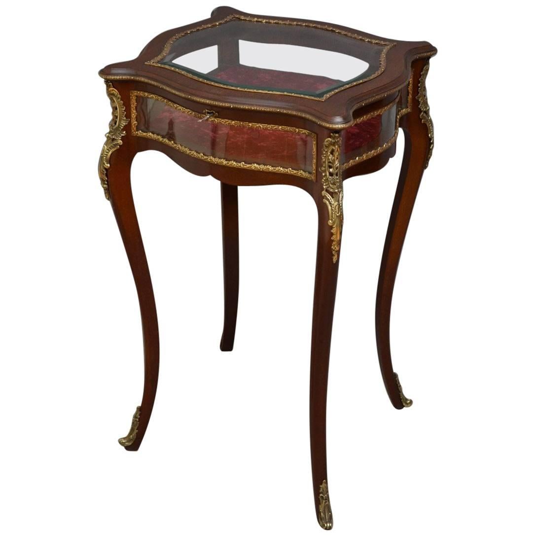 Excepcional Mesa de Bijouterie Eduardiana de Caoba