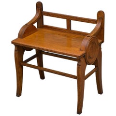 Stylish Arts and Craft Oak Hall Bench