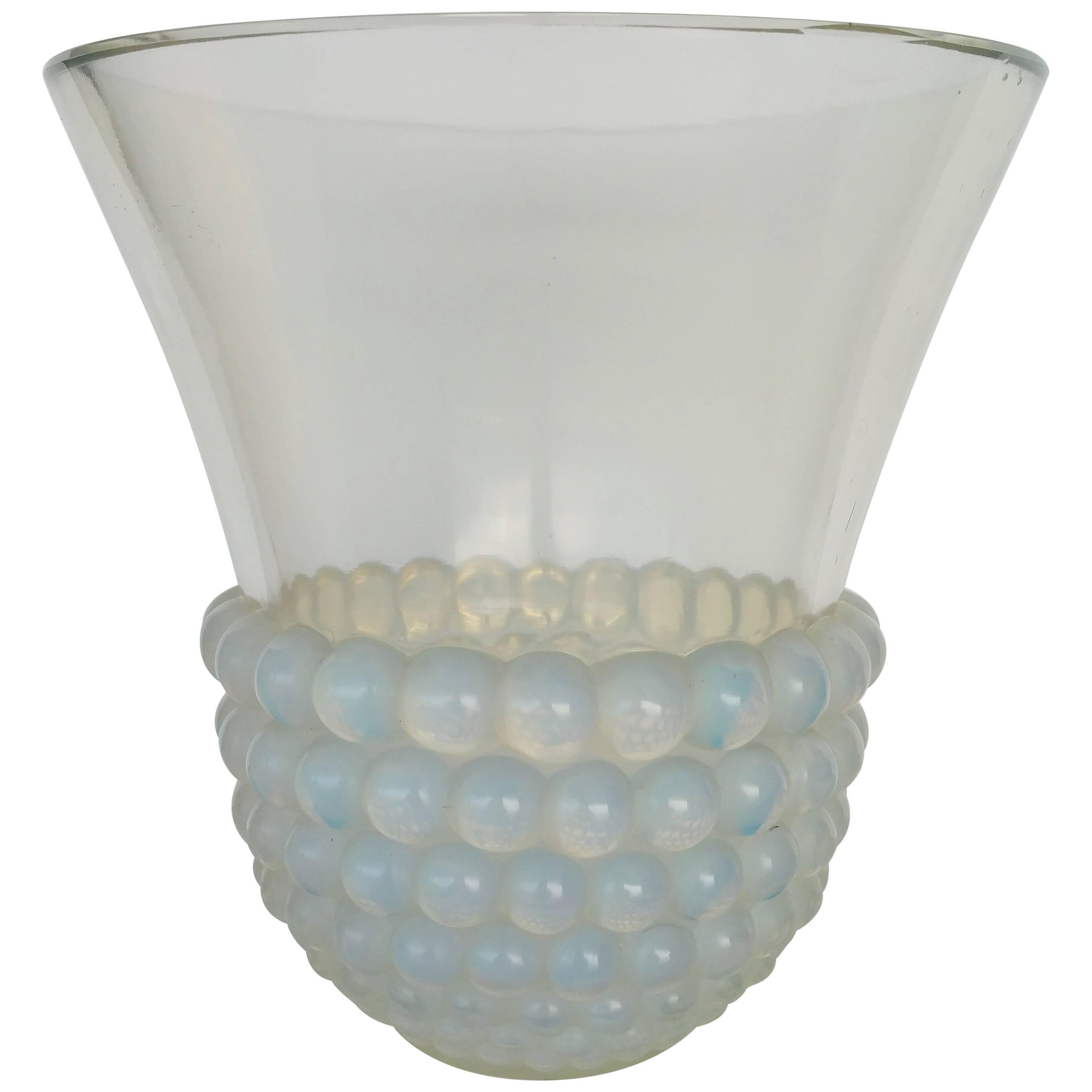 René Lalique Opalescent Vase "Graines"