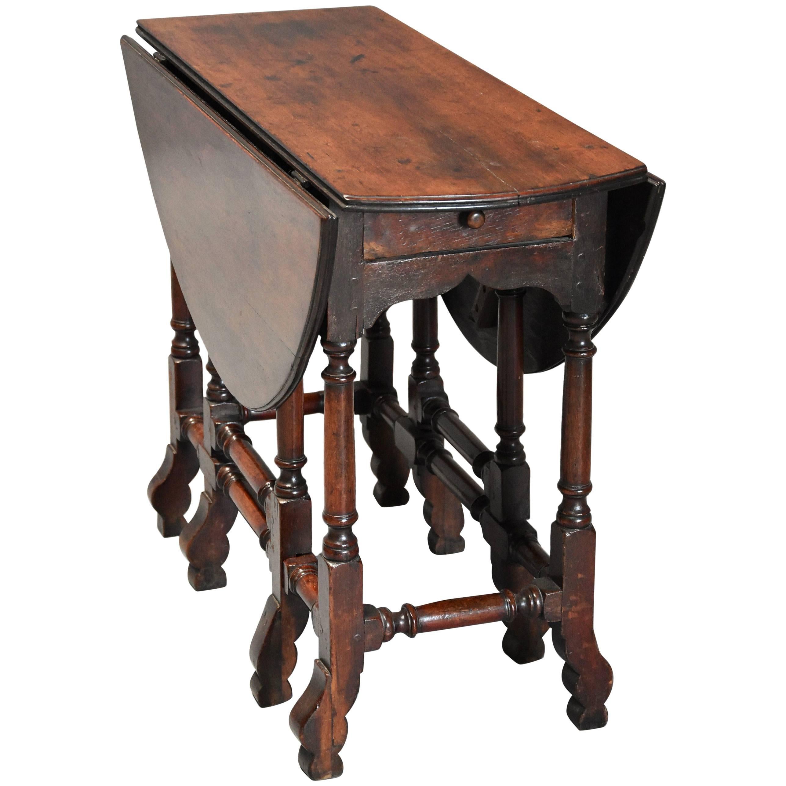 Rare 18th Century Mahogany Gateleg Table Of Small Proportions And Rare 18th Century Mahogany Gateleg Table Of Small Proportions And Good Patina For At 1stdibs