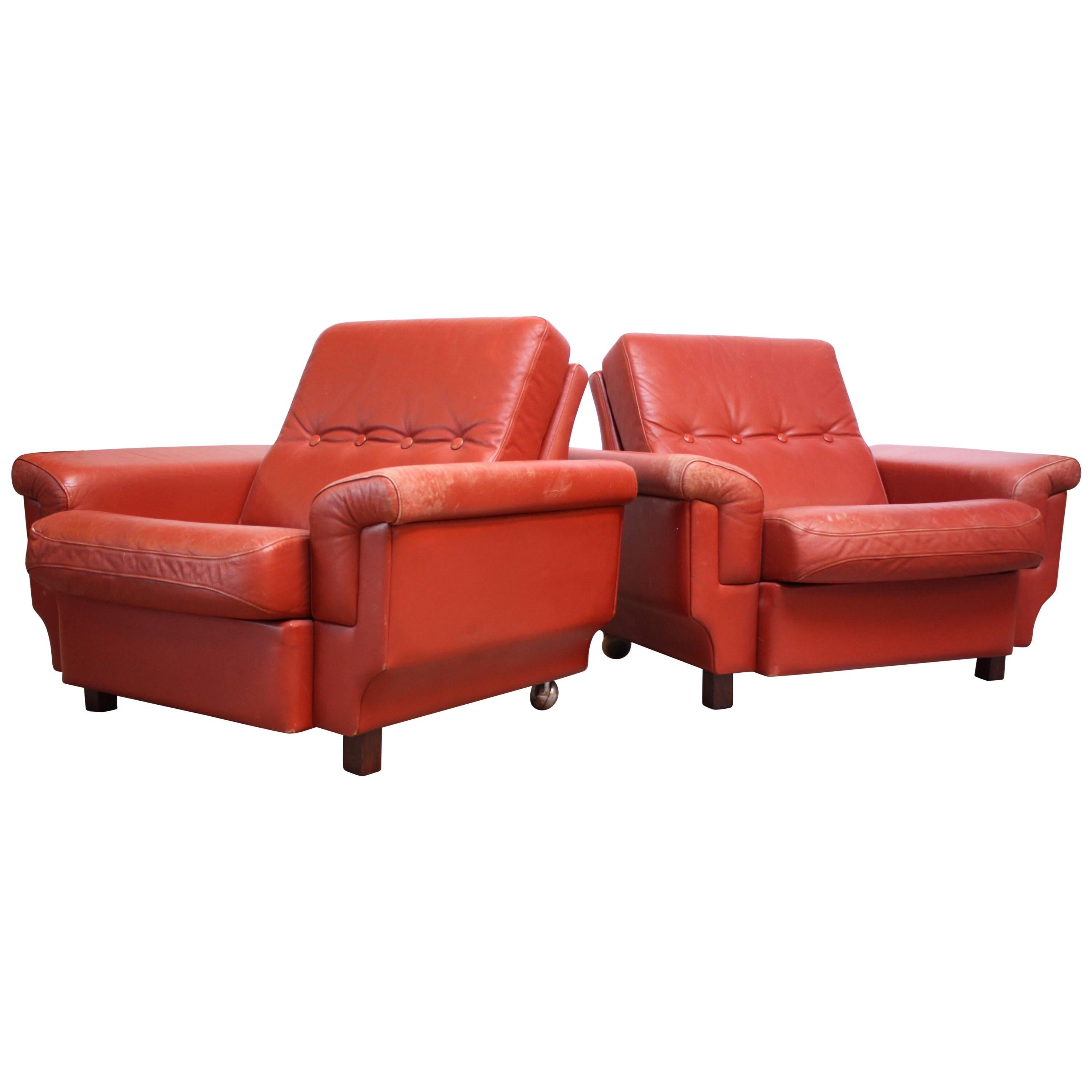 Pair of Danish Modern Lounge Chairs in Coral Leather