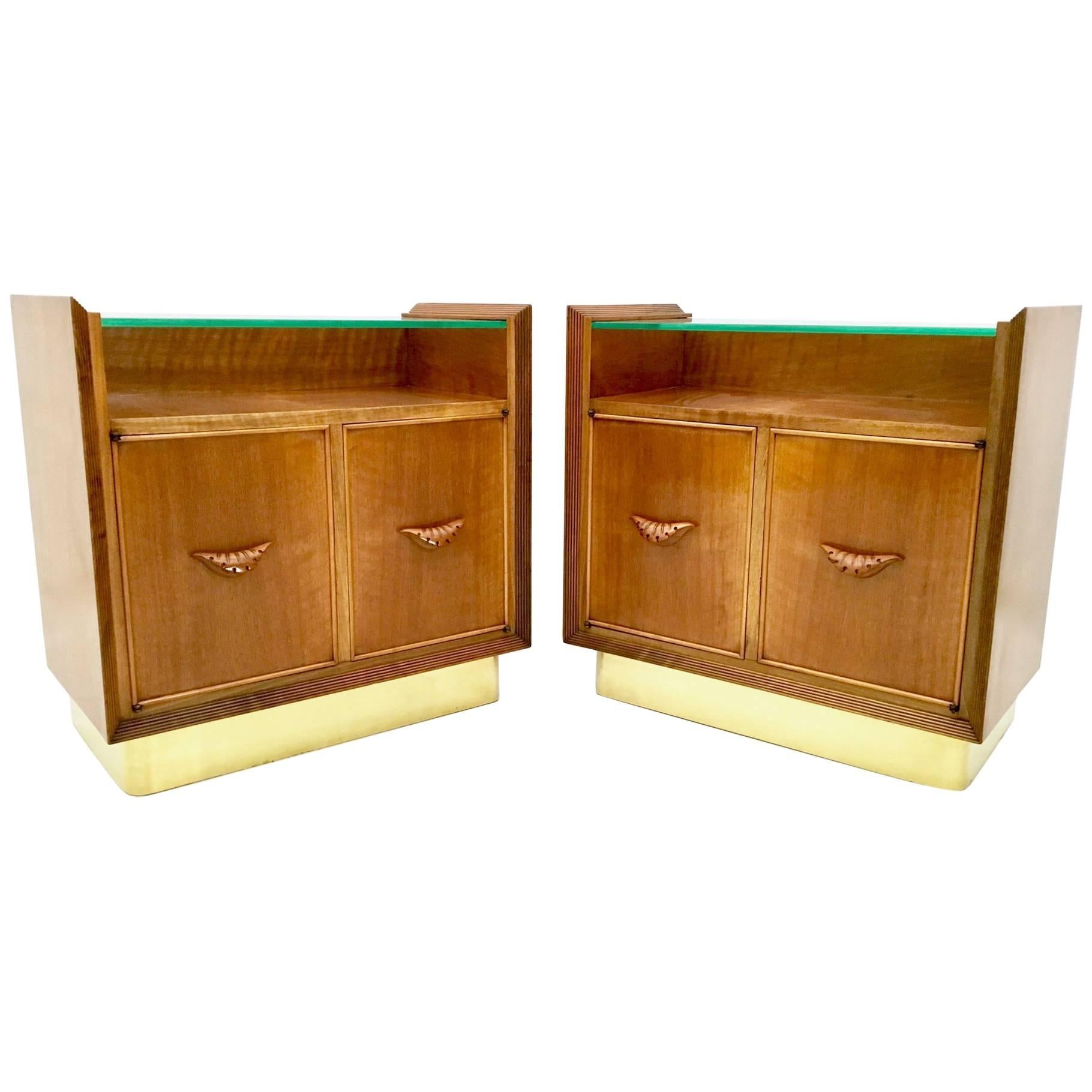 Pair of Walnut Nightstands Ascribable to Borsani with a Crystal Top Italy, 1940s