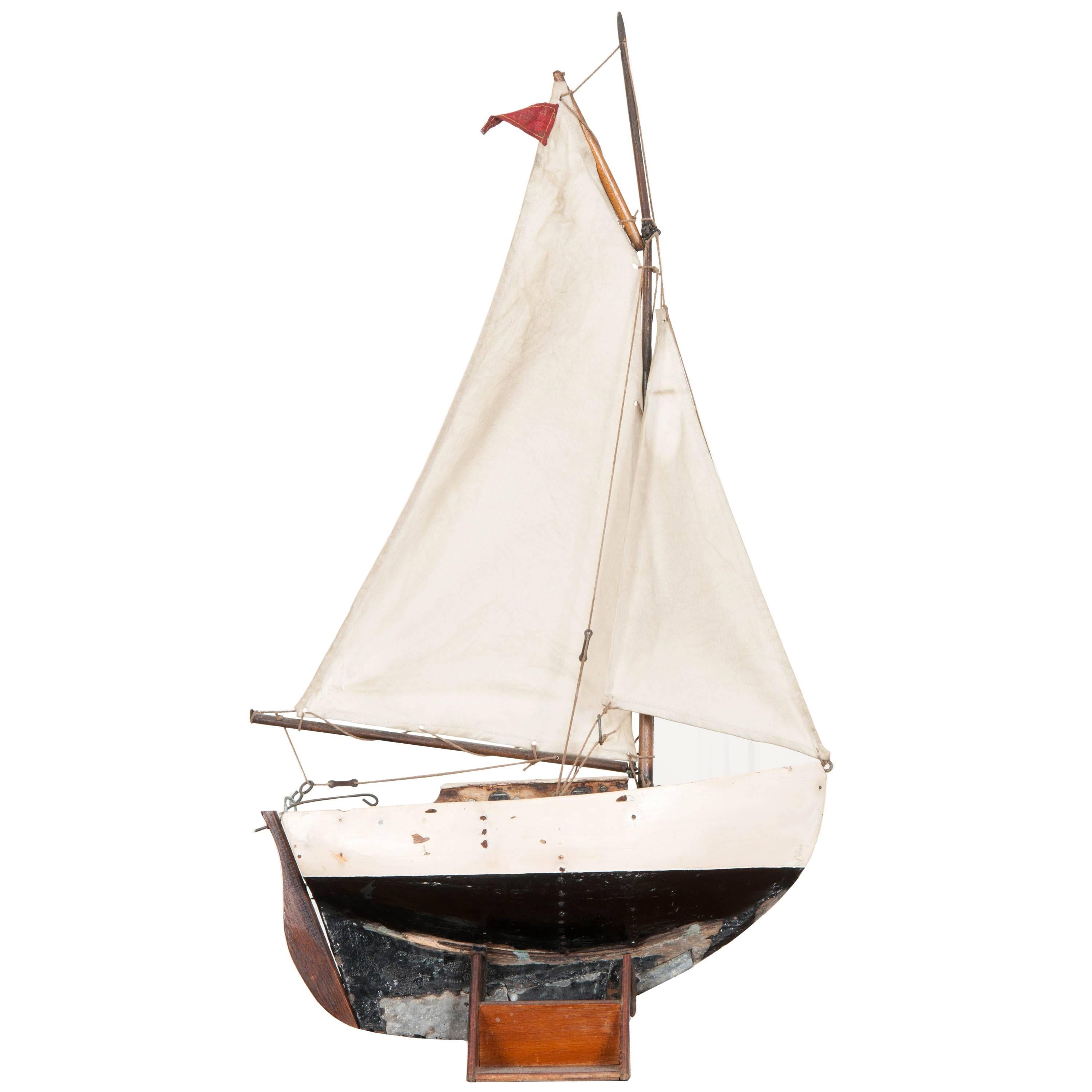 Early 20th Century English Pond Yacht